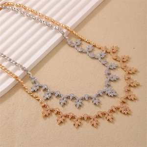 Elegant Copper Leaf Pendant Necklace For Women Bridal Bridesmaid Jewelry Shiny Rhinestone Inlaid Metal Twist Chain Necklace