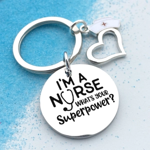 Porte-clés en Acier Inoxydable Thème Infirmière Avec Gravure Cœur et Coiffe Charms Bijoux en Métal pour Personnel Médical