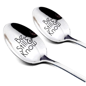 Cuillères en acier inoxydable poli argent avec gravure Be Still & Know pour couple