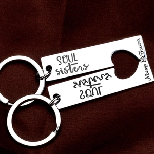 Soul sisters forever heart puzzle stainless steel keychain set for best friends