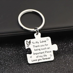 Porte-clés puzzle en acier inoxydable pour couples avec finition polie et gravure