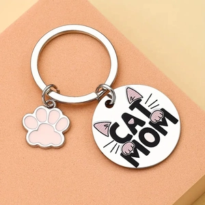 Portachiavi Cat Mom in Acciaio Inossidabile Con Ciondolo a Zampa Rosa Cuore Pendente in Metallo Inciso per Festa della Mamma Gioielli Donna