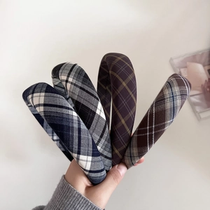 Korean Style Plaid Sponge Padded Headband For Women Vintage Preppy Cloth Fabric Hair Hoop Retro Classic Checked Hair Accessory