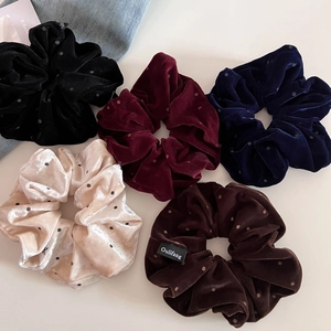 Elastici per capelli in velluto a pois in cinque colori eleganti per l'autunno