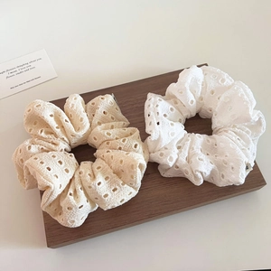 Elegant Hollow Lace Scrunchie Soft Sweet Korean Style Floral Eyelet Embroidery Ponytail Holder Hair Accessories For Women