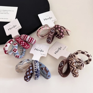 Set of 4 high-elastic knitted hair ties with polka dot dog and jacquard patterns