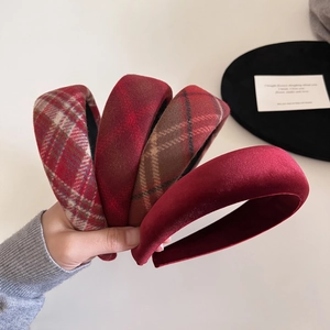 Retro Plaid Padded Headband For Women Vintage Red Checkered Fabric Velvet Wide Sponge Hair Band Winter Headwear Accessory
