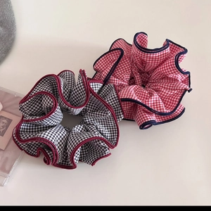 Korean Style Large Gingham Checkered Scrunchie With Contrast Piping Fabric Pleated Hair Ties For Women Fashion Headwear