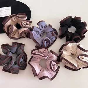 Chouchous en Tissu à Bordure Contrastée pour Femmes Style Coréen Plissés Élégants Porte Queue de Cheval Fait Main