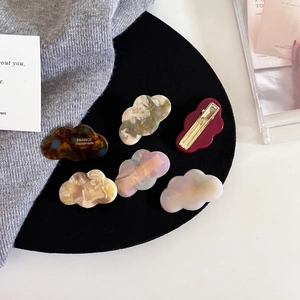 Set of 6 cloud-shaped acetate hair clips in tortoiseshell and marble finishes
