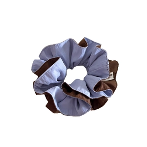 Minimalist dual-tone lavender and dark brown oversized scrunchie in matte fabric