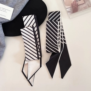 Minimaliste Français Rayé Noir et Blanc Foulard en Soie Étroit et Long pour Femmes Satin Twilly Élégant Bandeau Polyvalent