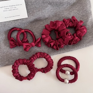 Lot de chouchous élégants en satin rouge vin avec nœud et perle pour coiffures femmes
