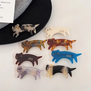 Lot de 8 barrettes chat en acétate aux motifs marbrés et écailles de tortue variés