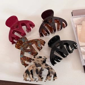 Pince à Cheveux Élégante en Acétate Style Français pour Femmes Taille Moyenne Fait Main Accessoire Cheveux Minimaliste