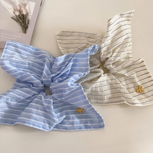 Scrunchie in Tessuto a Righe e Pois Stile Coreano Con Ciondolo a Fiocco in Metallo Elegante Elastico per Capelli da Donna