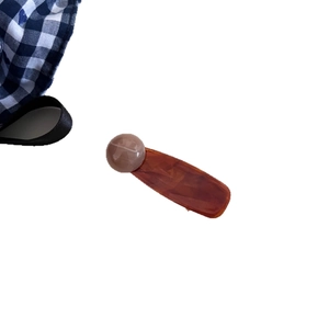 Retro amber acetate hair clip with a dusty pink bead accent in a sleek duckbill style