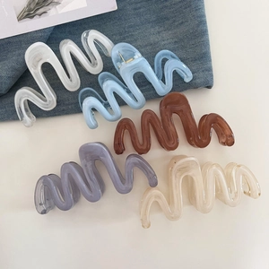Large Wave Design Plastic Hair Claw Clip For Women Girls Summer Marble Texture Nonslip Shark Clip Hair Accessories