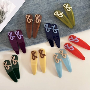 Barrettes à cheveux en acétate avec nœuds colorés et lettrage doré France handmade