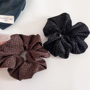 Leopard Print Fabric Scrunchies For Women Large Pleated Oversized Hair Ties Vintage Y2K Style Ponytail Holder Hair Accessories