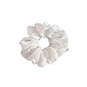 Chouchou blanc élégant à pois jacquard en mousseline douce pour une coiffure de queue de cheval