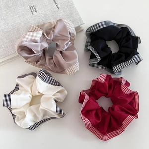 Korean Style Plaid Edging Satin Scrunchie Minimalist Ruched Large Hair Tie High Elasticity Ponytail Holder For Women Fashion Accessory