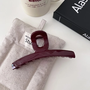 Elegante pinza per capelli bordeaux lucido per acconciature chignon con impugnatura quadrata