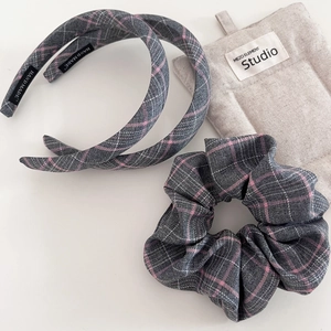 Women Preppy Style Pink Gray Plaid Fabric Headband Set High Top Fashion Hair Hoop And Checkered Scrunchie Hair Accessories
