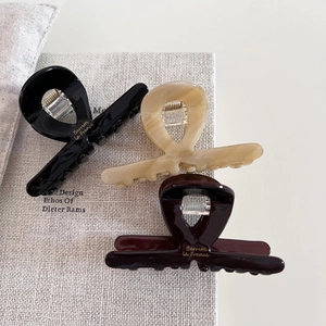 French Acetate Hair Claw Clip Minimalist Twisted Loop Shark Clip For Women Elegant Coffee Black Creamy Apricot Hair Accessories