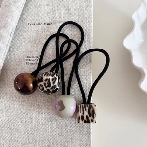 Chouchous Élastiques en Résine avec Décor de Boule Carrée Imprimé Léopard pour Femmes Accessoires de Coiffure Mode