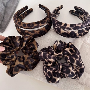 Vintage Leopard Print Velvet Wide Headband Thickened Sponge Hairband Large Scrunchie Handmade Soft Fashion Hair Accessories For Women