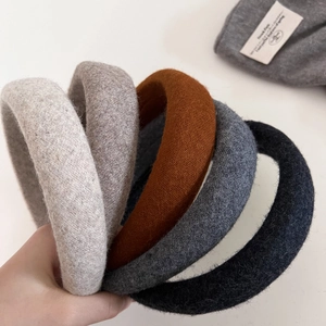5-piece autumn winter wool sponge headbands in neutral colors with knitted texture
