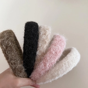 Winter-Stirnband-Set aus breitem Plüsch in Braun Schwarz Beige Rosa und Weiß Kunstpelz-Stoff