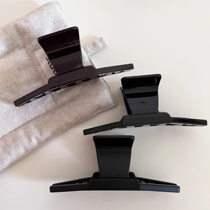 Minimalist large shark hair clips set with glossy and matte finishes in a gift pouch