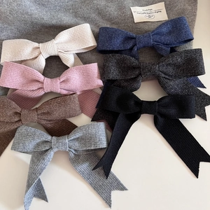 Pince à Cheveux Nœud Tricoté Doux Coréen Grande Pince à Ressort en Tissu pour Femmes Automne Hiver Texture Côtelée Élégante