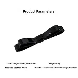 Close-up of black patent leather double bow hair clip with size 8.5x1cm details