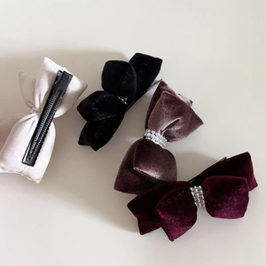 Elegant velvet bow hair clips with pearls in four colors and secure metal duckbill clips