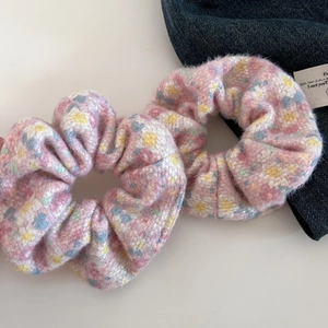 Two-piece floral plush scrunchie set in soft pink with sweet Korean style floral pattern