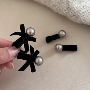 French Vintage Black Velvet Bow Hair Clip For Women Elegant Silver Artificial Pearl Bead Duckbill Clip Party Hair Accessories