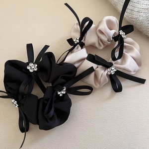 Chouchous Élégants à Ruban pour Femmes en Tissu de Satin avec Strass Élastique à Cheveux Accessoires de Coiffure