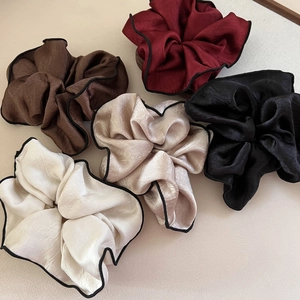 Satin Contrast Edge Large Scrunchie For Women Pleated High Elasticity Handmade Hair Tie For Ponytail Hair Accessories