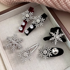 Barrette à Cheveux Vintage en Velours Flocon de Neige Avec Strass Künstliche Perle Élégante Pince Bec de Canard Femme Bijoux