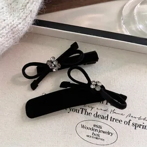 French Vintage Black Velvet Bow Hair Clip Rhinestone Bowknot Duckbill Clip Elegant Side Hairpin Women Hair Accessories