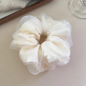 Chouchou élégant en organza blanc avec perles pour femmes, accessoire cheveux raffiné