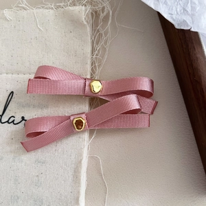 Set of two French vintage dusty pink ribbon hair clips with golden heart accents