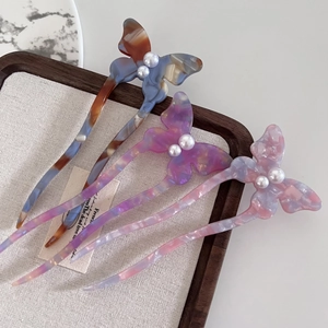 Elegant butterfly acetate hair pins with pearls in retro style, set of three colors