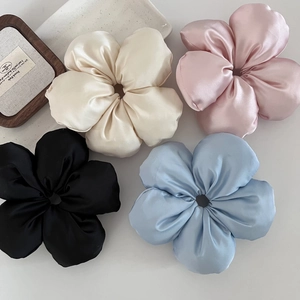 Chouchou Fleur Rembourrée Fait Main Élégant Élastique à Cheveux Satin Floral Coiffure Style Coréen Accessoires Femme