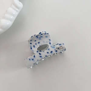 Pince à cheveux minimaliste en acétate avec taches bleues et lettrage Barrette La France