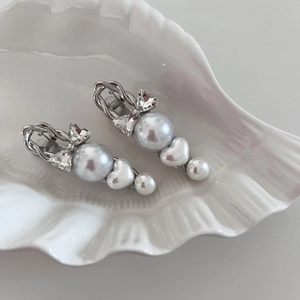 Elegant Silver Alloy Rhinestone Bow Artificial Pearl Hair Clips Korean Style Sweet Heart Faux Artificial Pearl Duckbill Clips Hair Accessories
