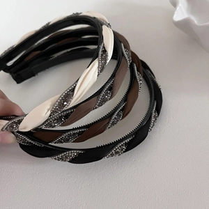 Französisches Vintage-Haarband-Set mit Strasssteinen in Creme, Braun und Schwarz